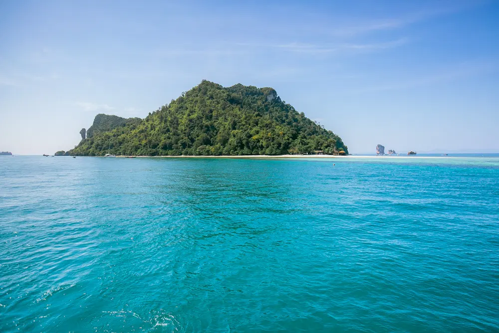 Krabi 4 island dreaming of a breathtaking destination for your wedding, honeymoon, or family photo session
