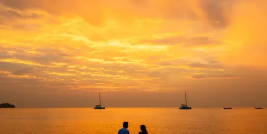 Elopement photo of Ana and Gabrief at Railay beach Krabi.