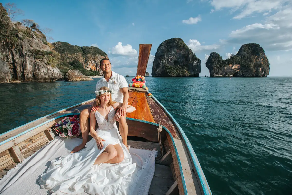 Private Vow-0209 Rose and her fiancé's private wedding vows on a long-tail boat around Railay Beach , Krabi Thailand