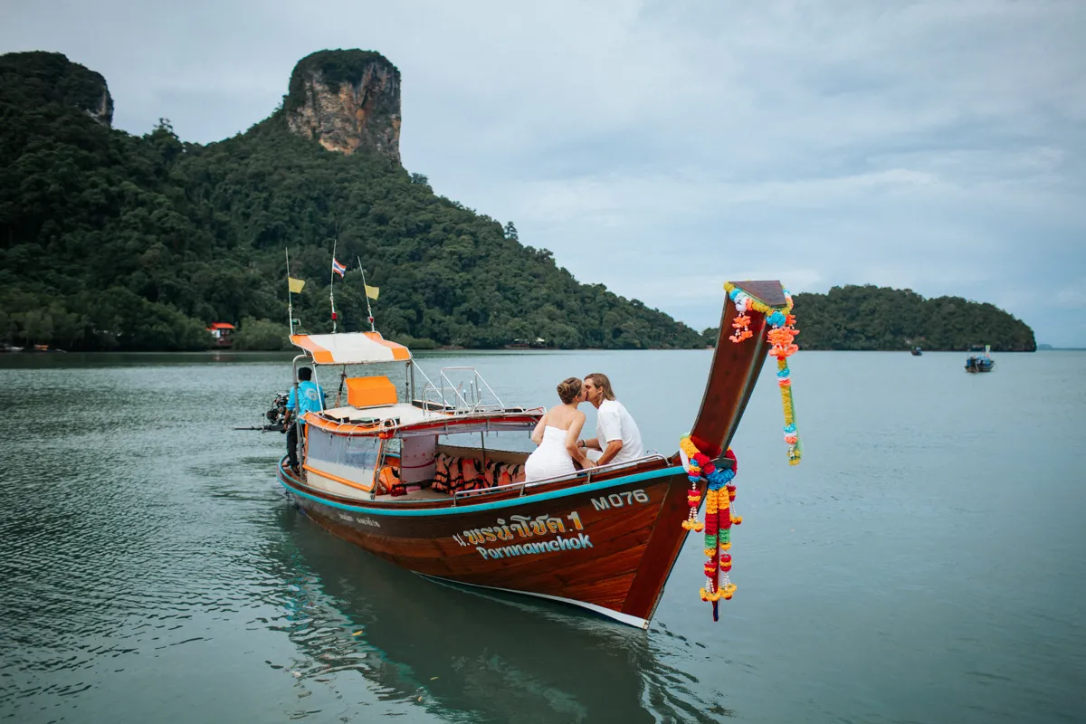 Private Vow2-0232 Private Vows of Eric and Corrine by long tail boat around Railay and Pra Nang beach